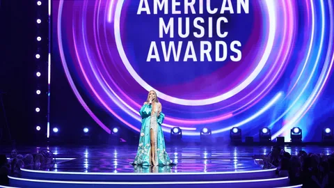 2025 American Music Awards: Billie Eilish Dominates, Janet Jackson Honored, and Jennifer Lopez Dazzles