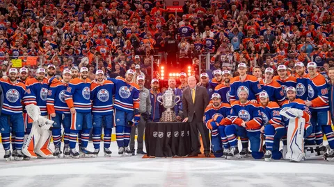 Stars Surge Past Oilers in Game 1 of Western Conference Final