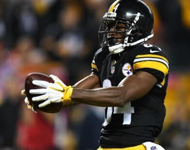 Antonio Brown: Spotlight on a Controversial Star