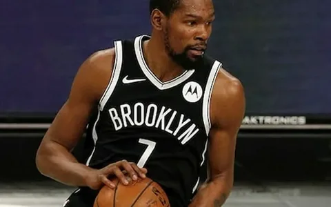 “Kevin Durant’s Houston Debut: Chapter Five Kicks Off”
