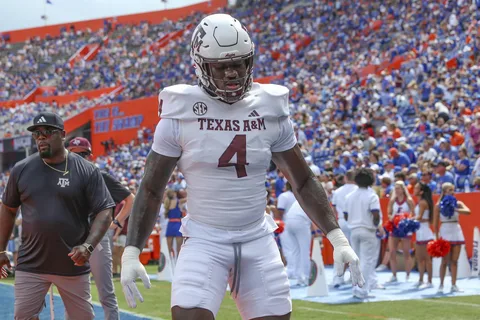 Shemar Stewart is quickly establishing himself as one of the most promising young talents in American football. 