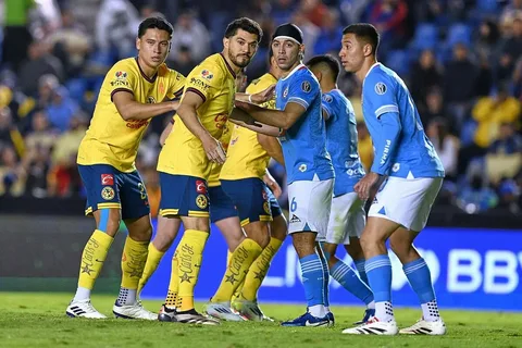 Cruz Azul and Seattle Sounders faced off in the 2025 CONCACAF Champions Cup Round of 16.